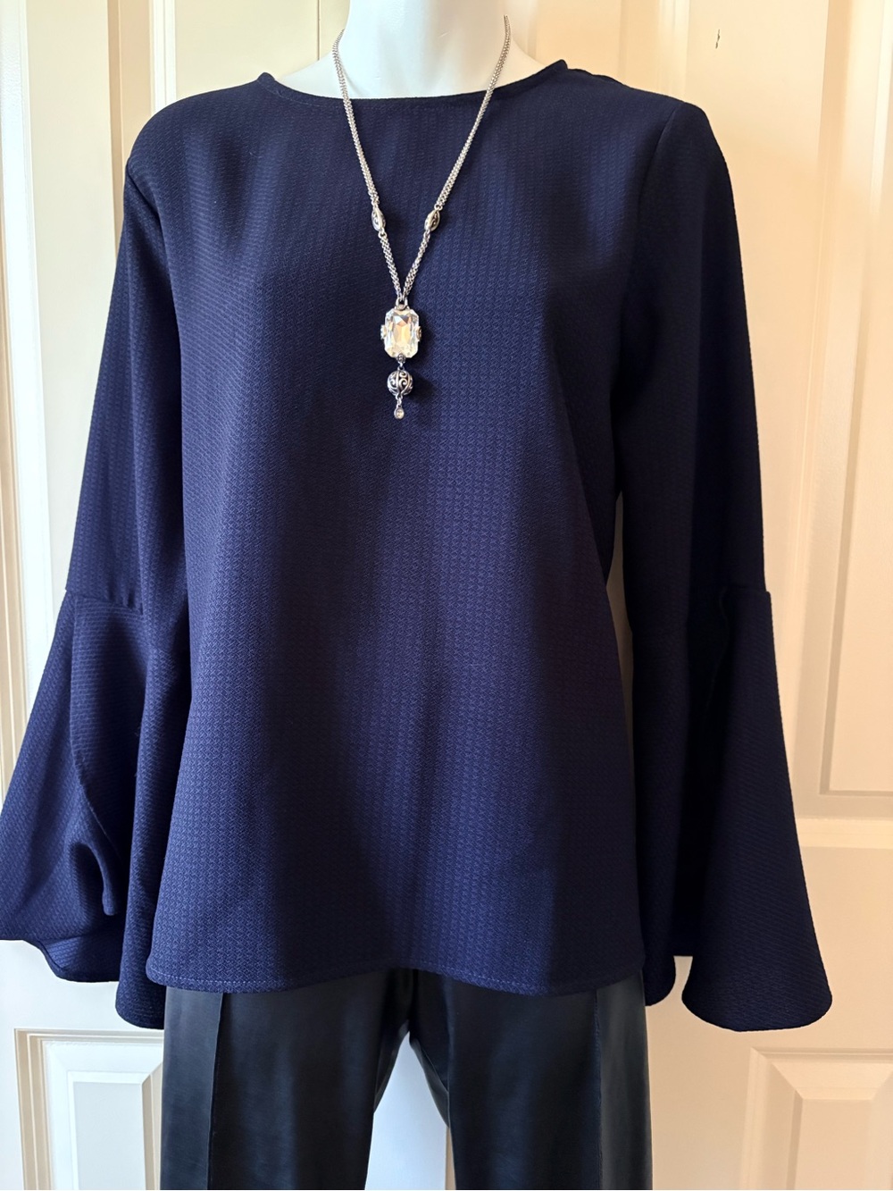 Women’s Navy Bell-Sleeve Top, size LP